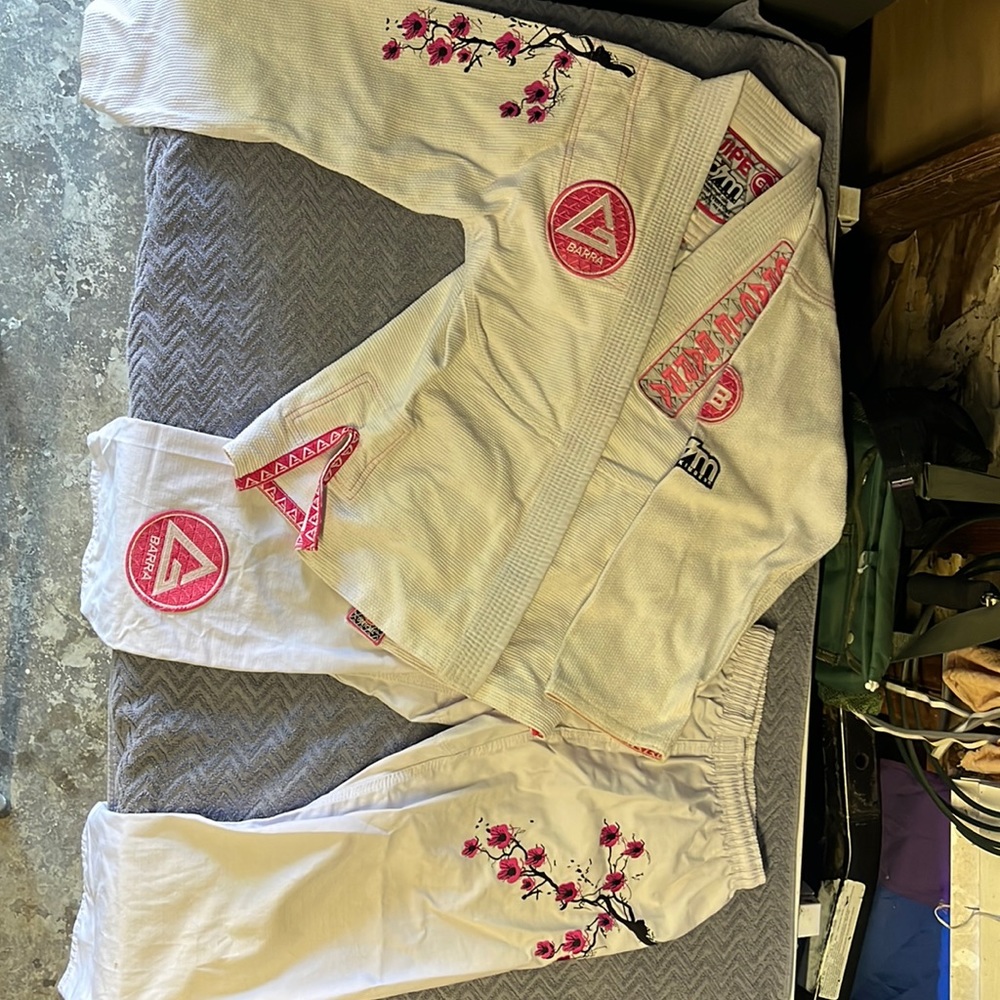 Youth size 6 Gracie Barra girls cherry blossom gi